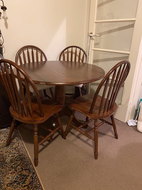 table and chairs for 2 year old