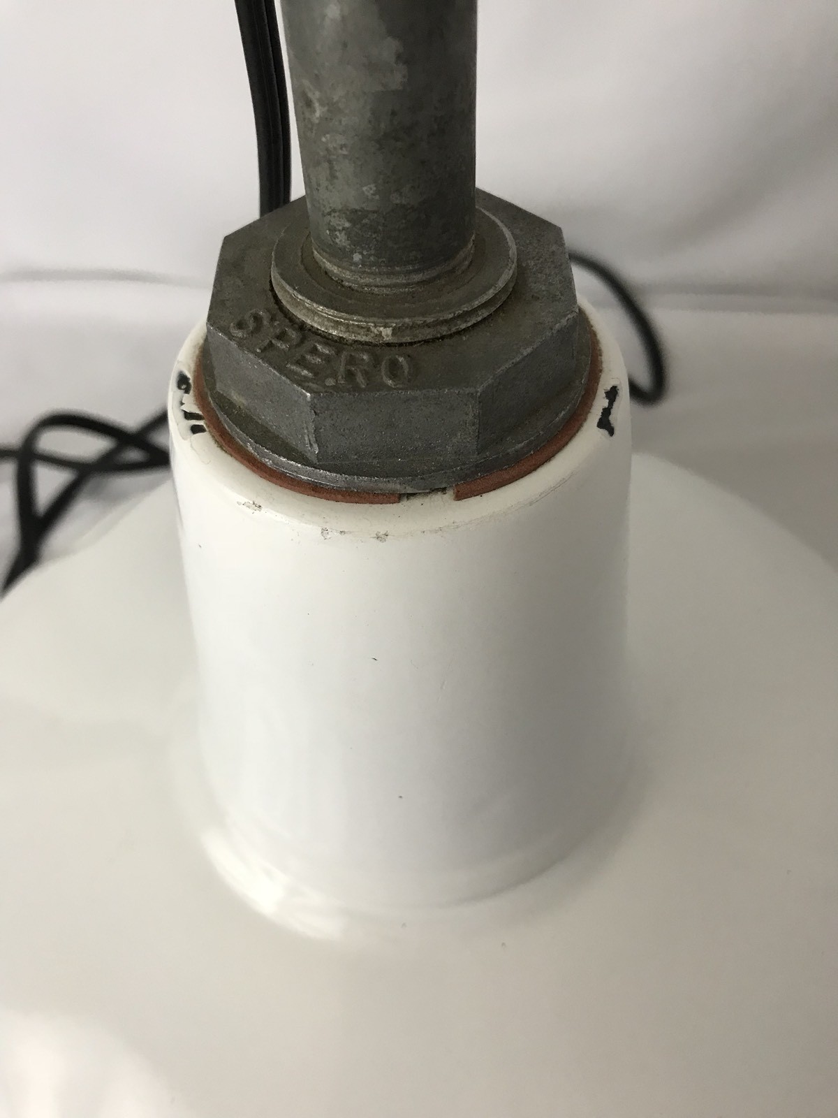 Vtg SPERO White Porcelain Enamel Light Lamp 14.5