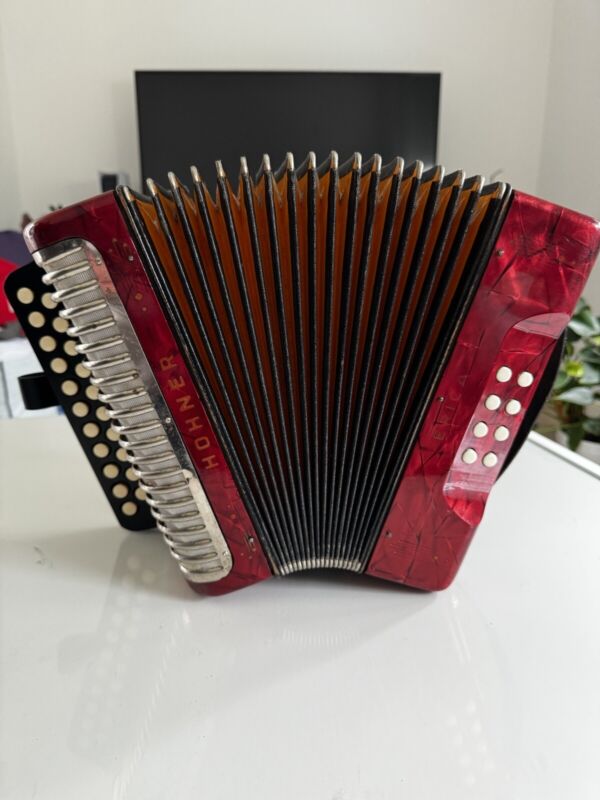 Hohner Erica Red Pearl Button Accordion Key CF Made In Germany