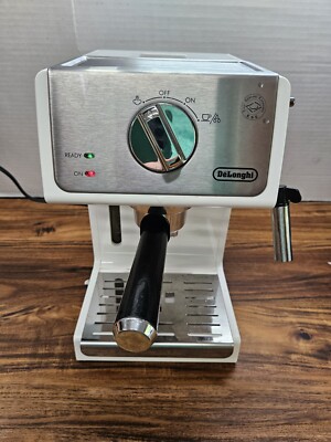 DeLonghi ECP3220W Manual Espresso Coffee Maker Complete Tested Works
