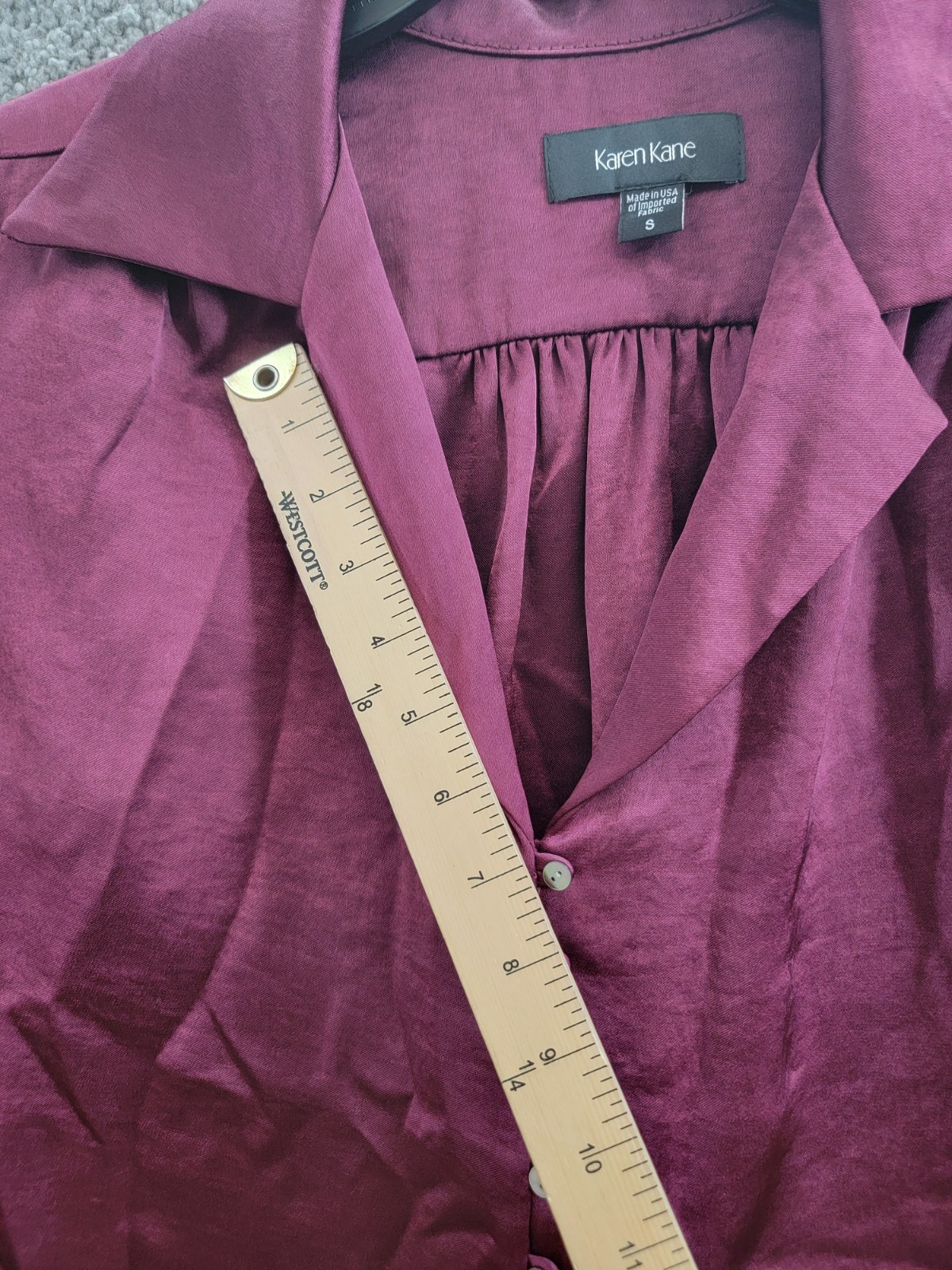 Karen Kane Shirred Blouse Women's S Wine Solid Collared Long Sleeve Button Front - Picture 5 of 15