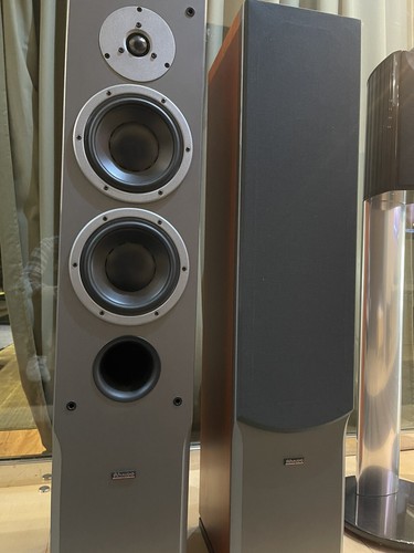 スピーカー・ウーファー Dynaudio Audience 72 SE スピーカー・ウーファー Dynaudio Audience 72 SE Dynaudio