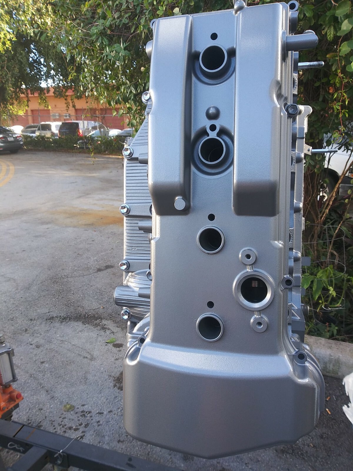 Suzuki DF 140 Johnson 140 outboard motor engine Powerhead Suzuki DF 140 Johnson 140 outboard motor engine Powerhead
