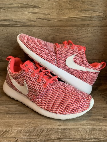 Rose H!Baby Shabetpoa Primae。      1 Nike Roshe One 6Y (Or 7.5 Women's) Racer Pink Rose Black