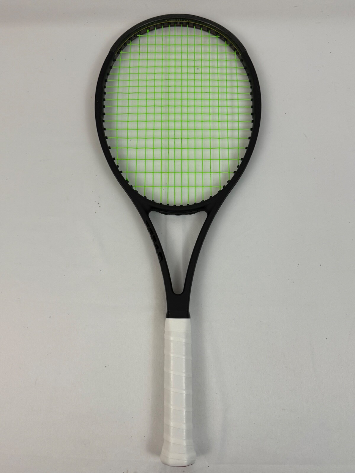 Wilson Pro Staff 97 V13, 4 1/2 Excellent 9/10 | eBay Wilson Pro Staff 97 V13, 4 1/2 Excellent 9/10 | eBay