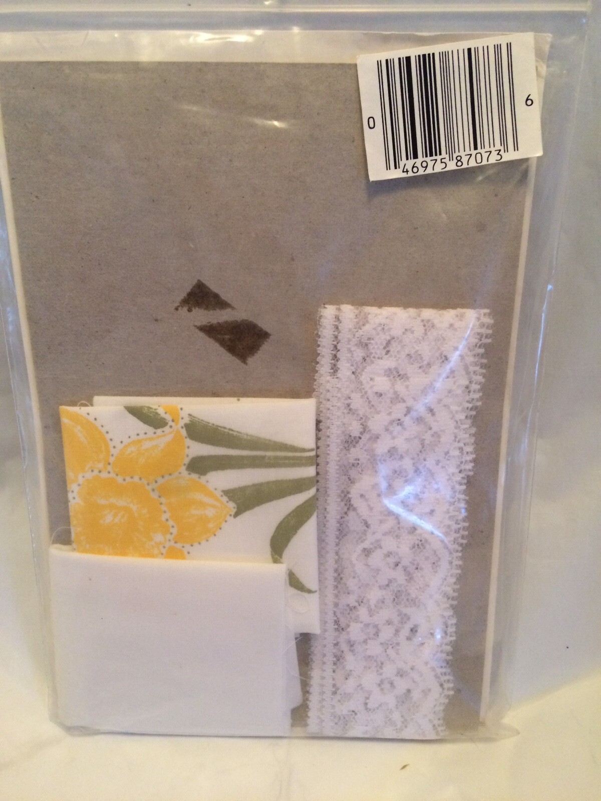 candlewicking sachet/pin cushion kit, daffodil pattern new