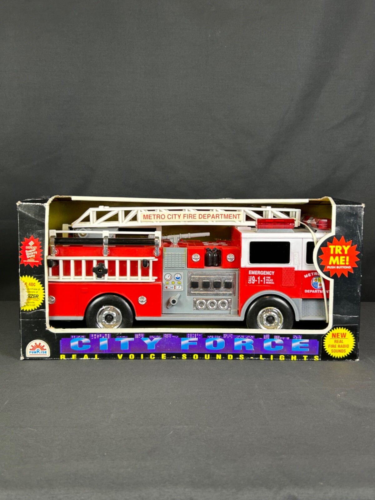 Rare Vintage 1992 City Force Fire Ladder Truck Real Voice Rare Vintage 1992 City Force Fire Ladder Truck Real Voice