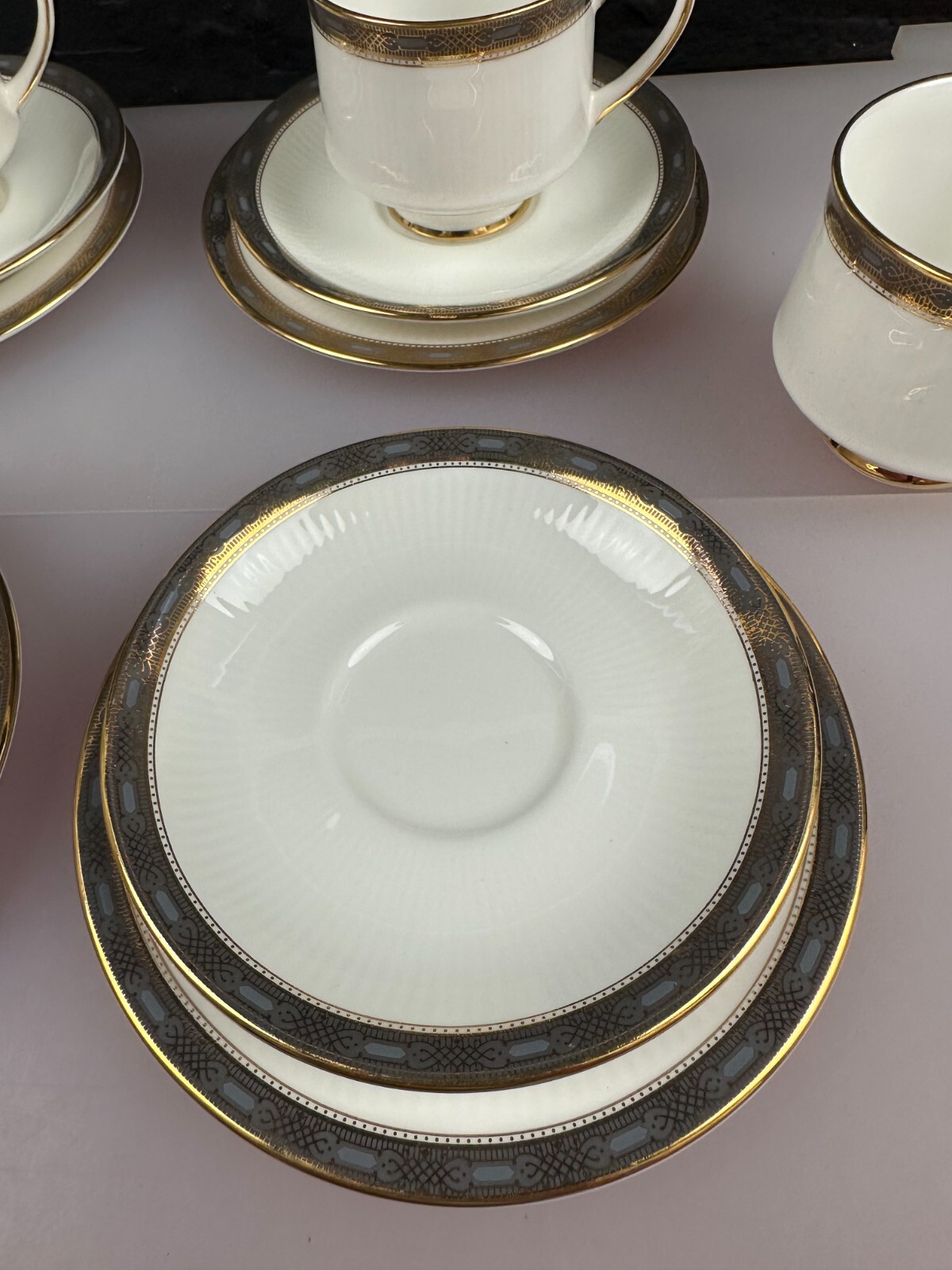 4 x Royal Albert Iona Tea Trios Cups Saucers and Side Plates Last Set Available