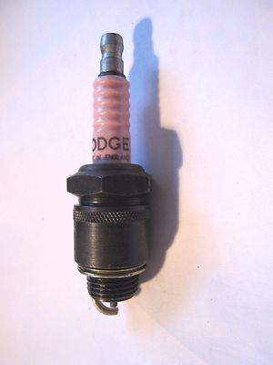 LODGE SPARK PLUG CANY MADE IN ENGLAND  