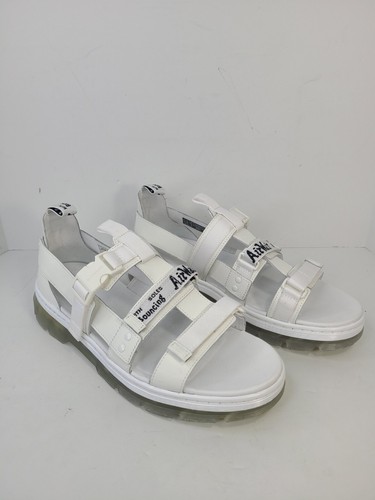 ステファン・マーチンエアー、【White Sand Beech】 コーディネート詳細