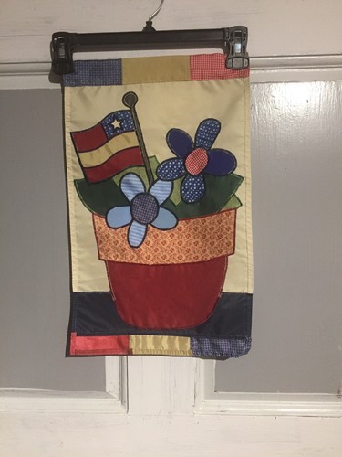Mini Garden Flag Patriotic Springtime Patchwork  12 x18 Inch FREE FAST SHIPPING
