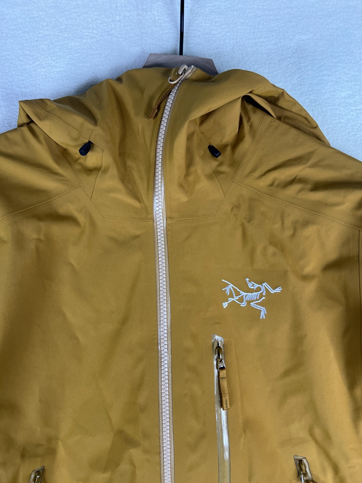 Pre-owned Arc'teryx Sentinel Relaxed Jacket Women's Size Small Yukon Gold Goretex Ski