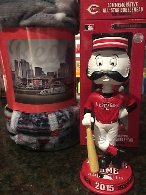 Mr. Redlegs *ALL STAR* Bobblehead SGA Cincinnati 8/23/14 + Reds LUXURY Blanket