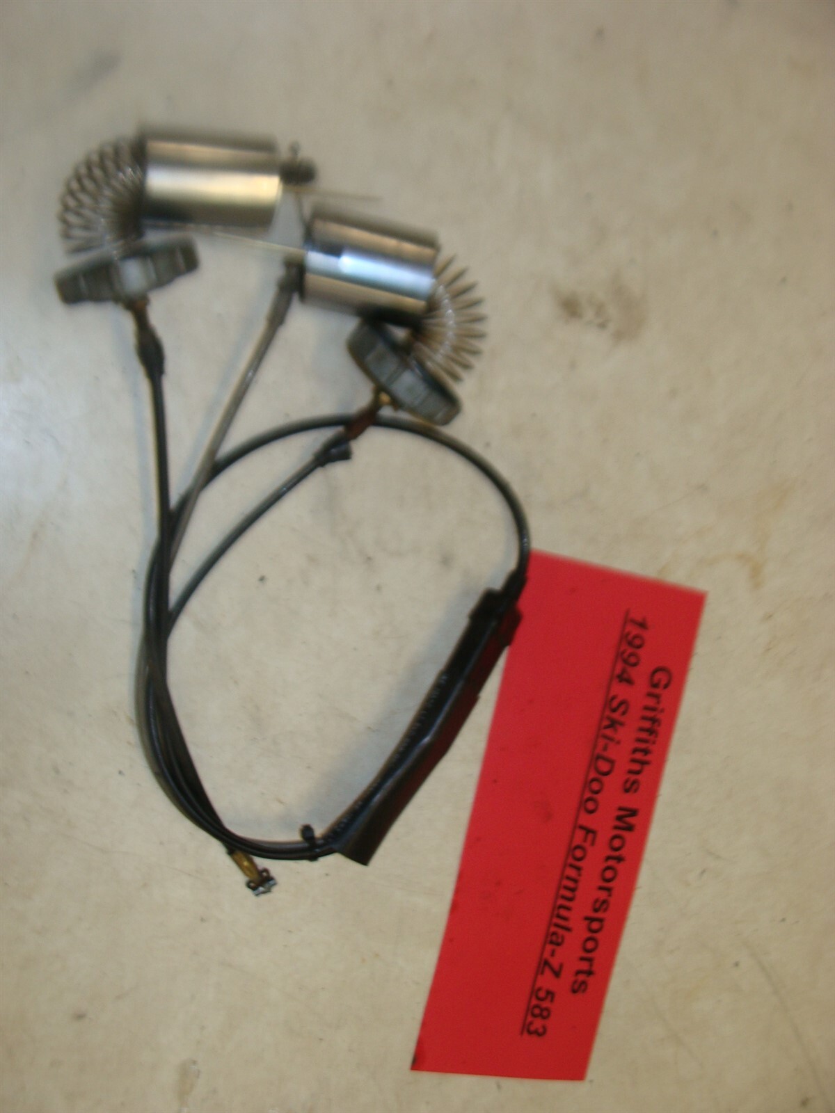 1994 Ski-Doo Formula Z 583 throttle cable Mikuni slide 1994 Ski-Doo Formula Z 583 throttle cable Mikuni slide