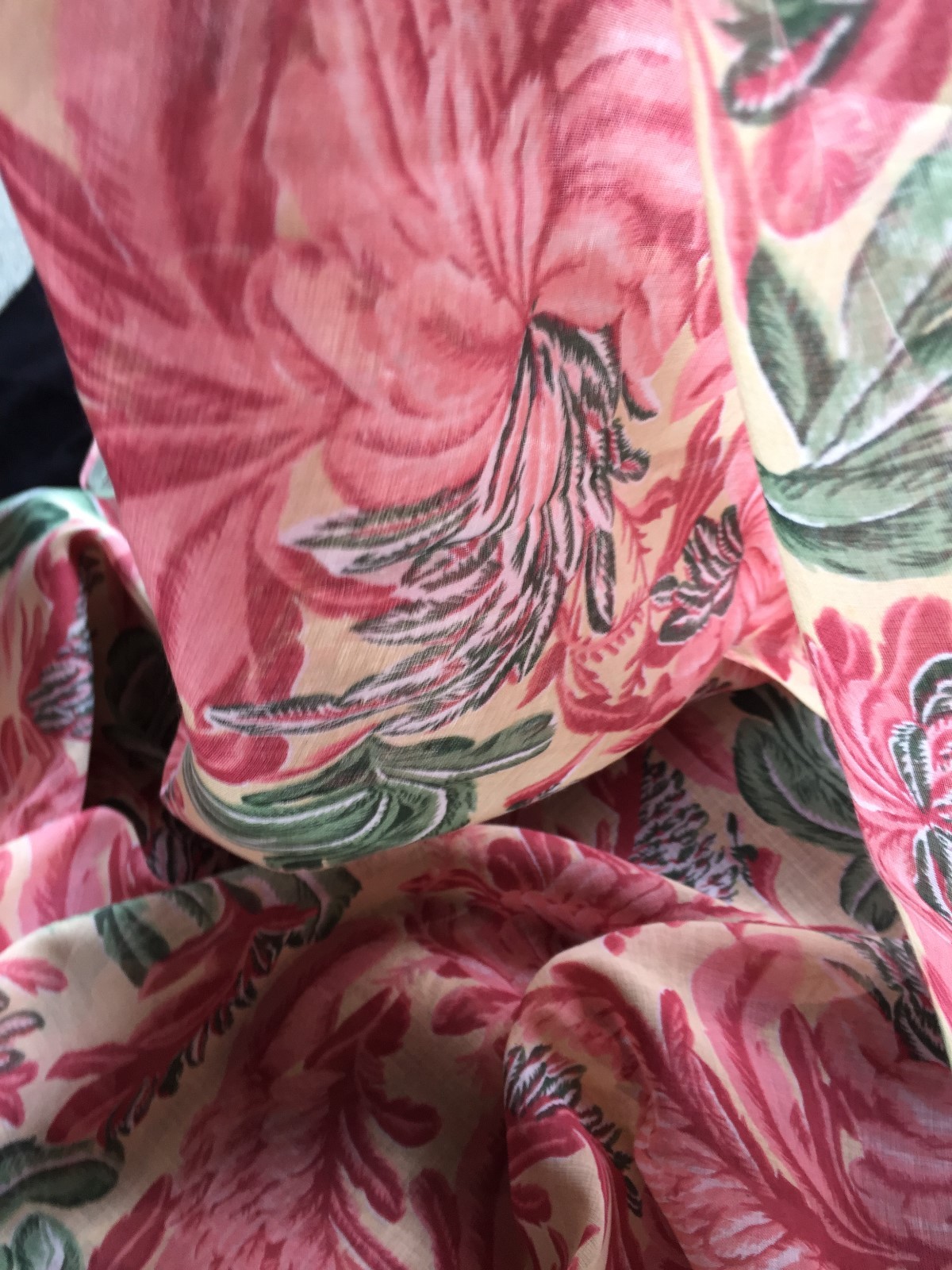 Vintage 1940s-1960s Floral Cotton Semi-Sheer Voile Sewing 45