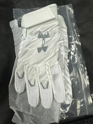 New Under Armour Spotlight Reciever Football Gloves White/Grey Men's Sz MEDIUM