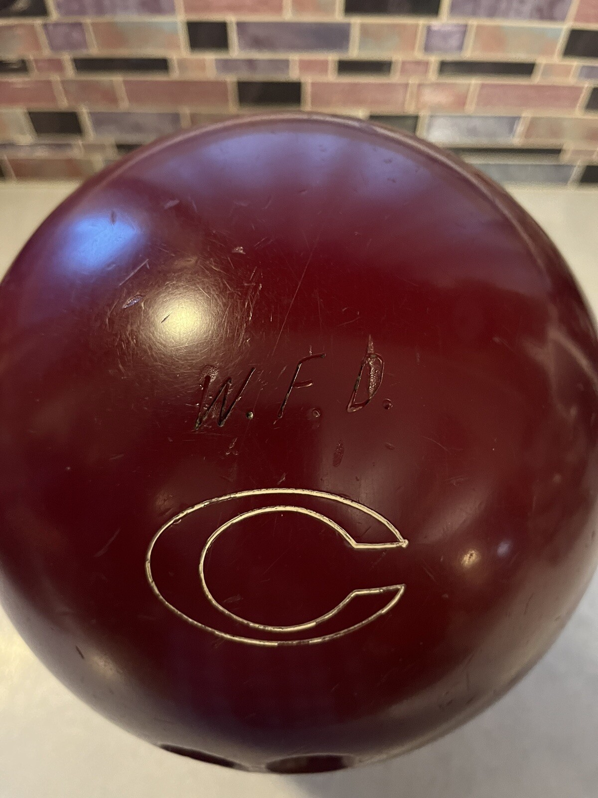 Vintage Columbia u300 "Urethane" -Bowling Ball - 16lbs.- Ruby Red - Used Cond.
