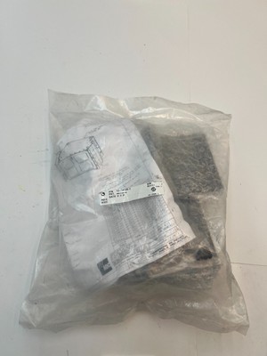 Commscope FL2-FLMT0350-B FLUSH MOUNT HARDWARE 