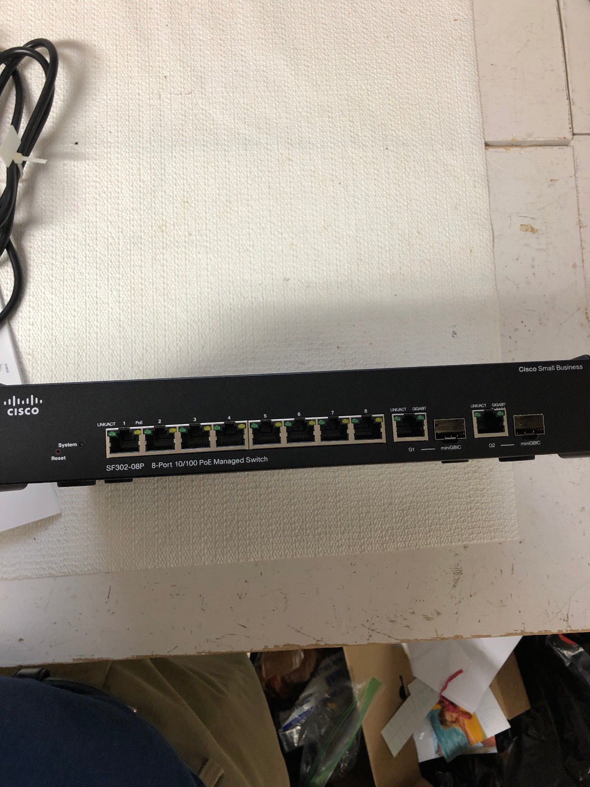 Cisco Small Business 300 Series Managed Switch SF302-08P - switch - managed - 8