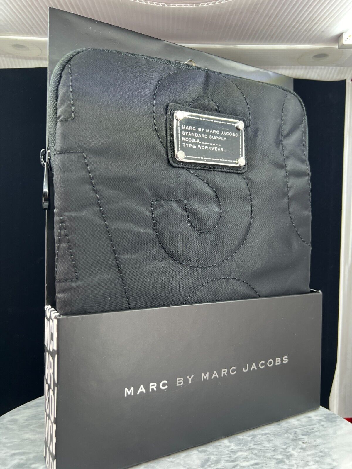 Marc by marc jacobs standard supply workwear - 20cm W x 26.5 Marc by marc jacobs standard supply workwear - 20cm W x 26.5