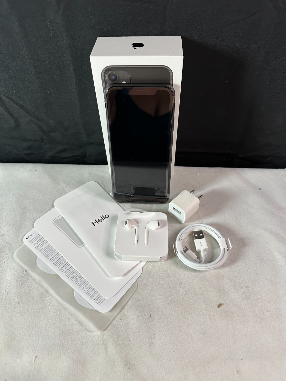 【BT100%!!】iPhone 11 128GB Amazon.com: Apple iPhone 11, 128GB, Black for Verizon