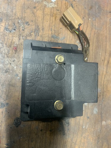 28060 Amp Amplifier