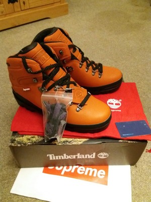 supreme world hiker
