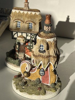 SHOEMAKER'S DREAM Rosie s Cottage And JESTER' SHOE Figurines By JOHN HERBERT
