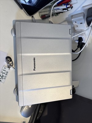 Toshiba Dynabook B55/J 15.6