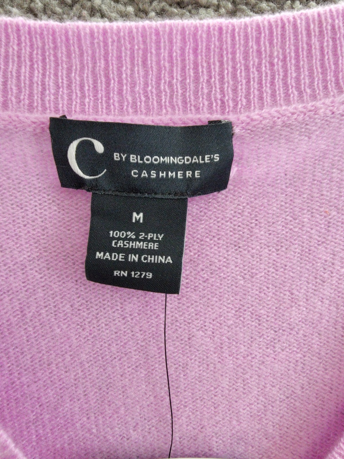 C by Bloomingdale's Cashmere Long Sleeve V-Neck Cardigan Women's M Rose Quartz - Picture 9 of 16