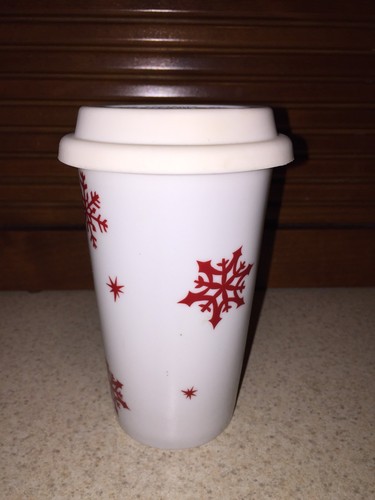 STARBUCKS 2010 CHRISTMAS CERAMIC 10 OZ COFFEE MUG TUMBLER with lid snowflake