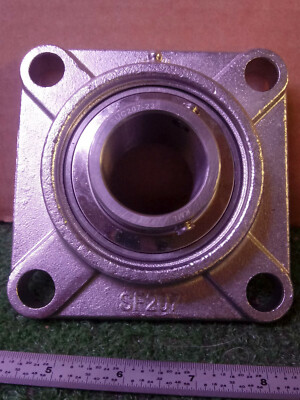 1 NEW KML SF207 / SUC207-23 BEARING 4 BOLT FLANGE BEARING NNB ***MAKE OFFER***