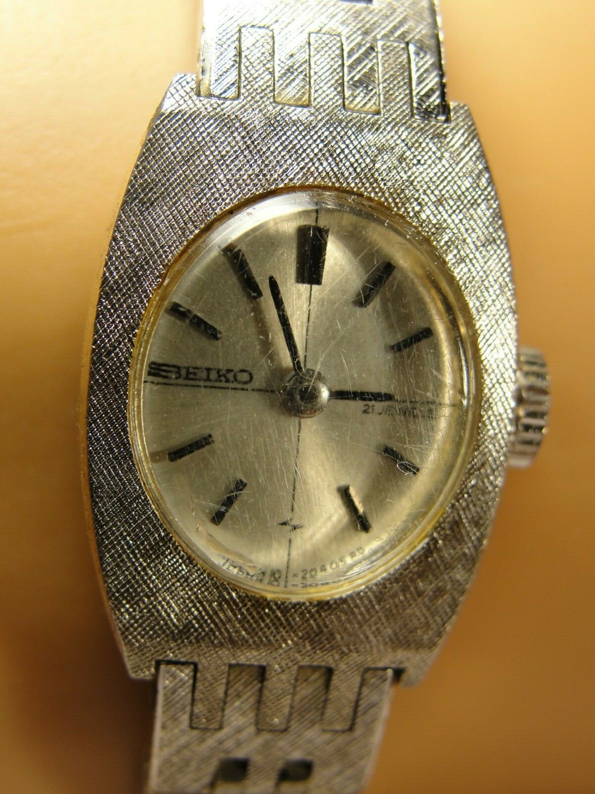 Furbo 自動巻き時計 seiko orient citizen tissot Furbo 自動巻き時計 seiko orient citizen tissot Citizen Surf