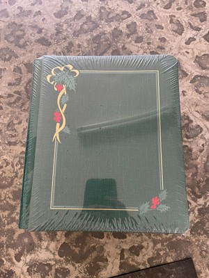 Creative memories 8 x 8 scrapbook green Christmas album