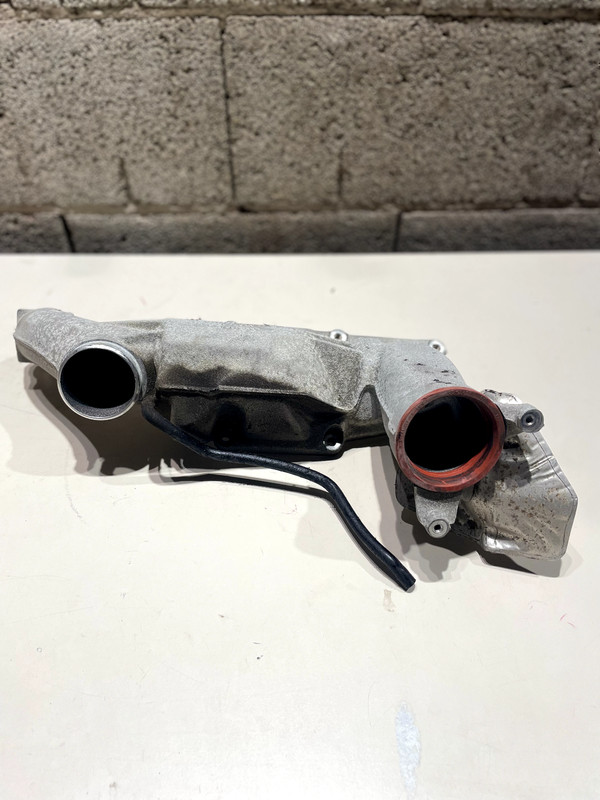 Mercedes-Benz M111 KompressorluftbrÃ¼Cke A1110981137 LuftbrÃ¼Cke Mit SchalldÃ¤Mpfer