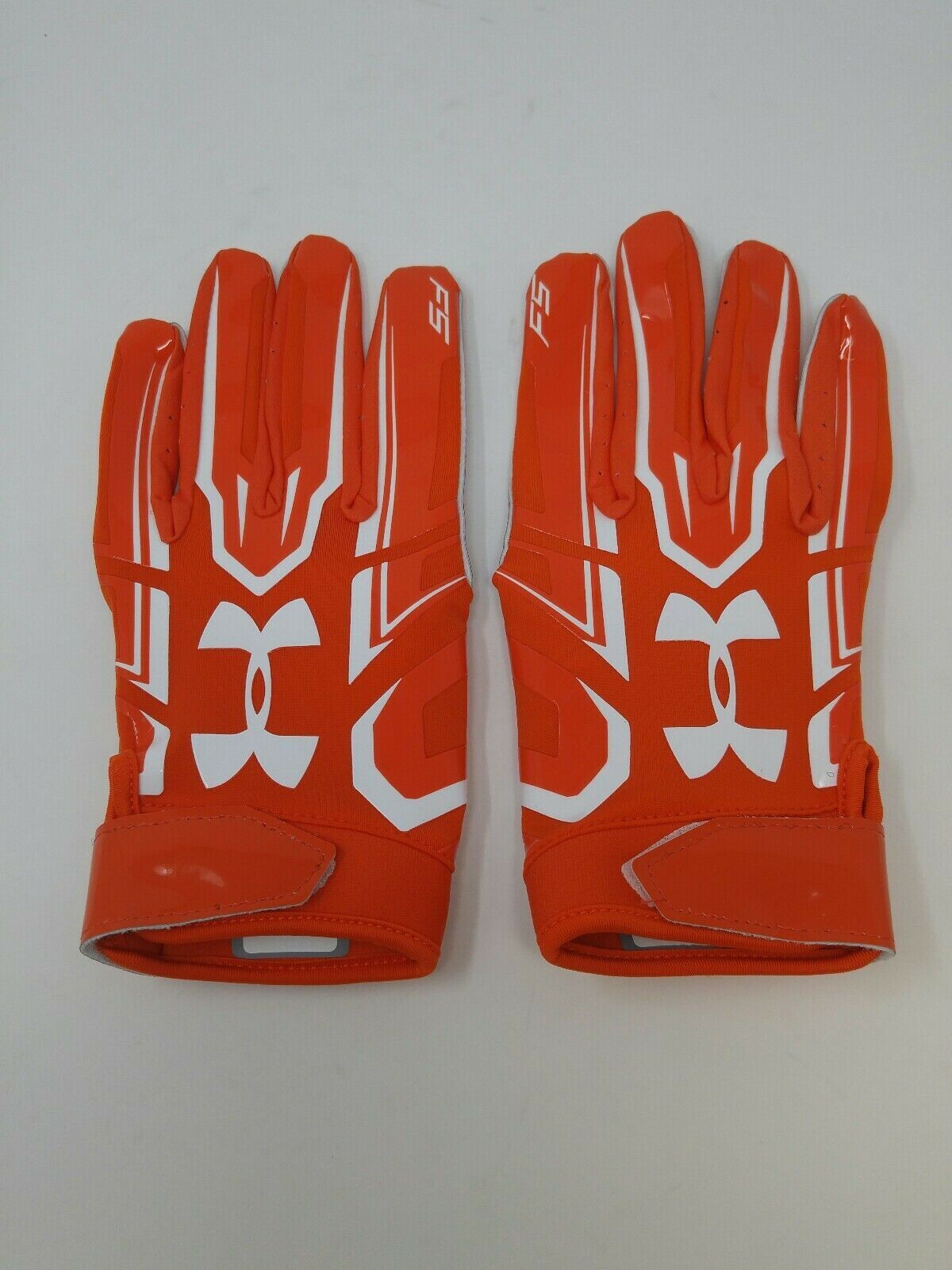 グローブ UNDER ARMOUR SPOTLIGHT GLOVE ORANGE M Under Armour UA Spotlight WR Football Gloves Orange Size