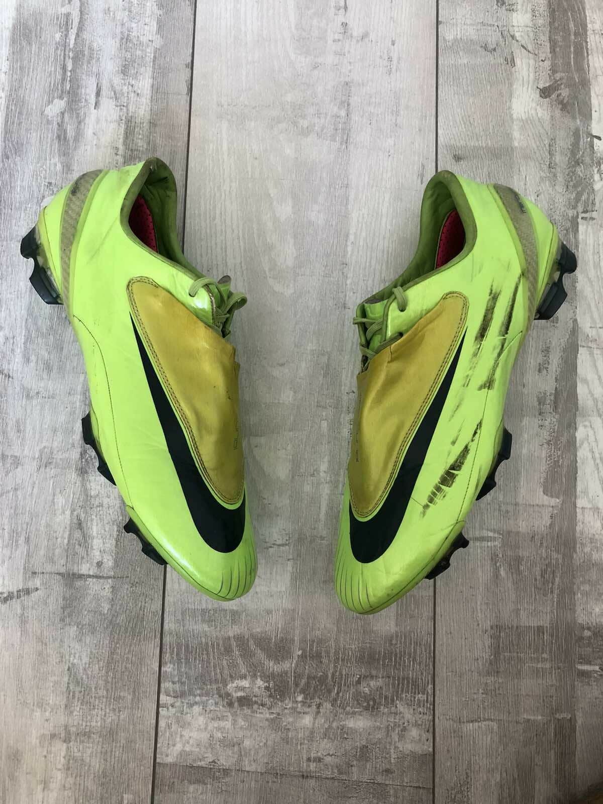 Nike Mercurial シューズ 21.５センチ Nike Mercurial Football Boots Size 4.5Y White coloured Funky