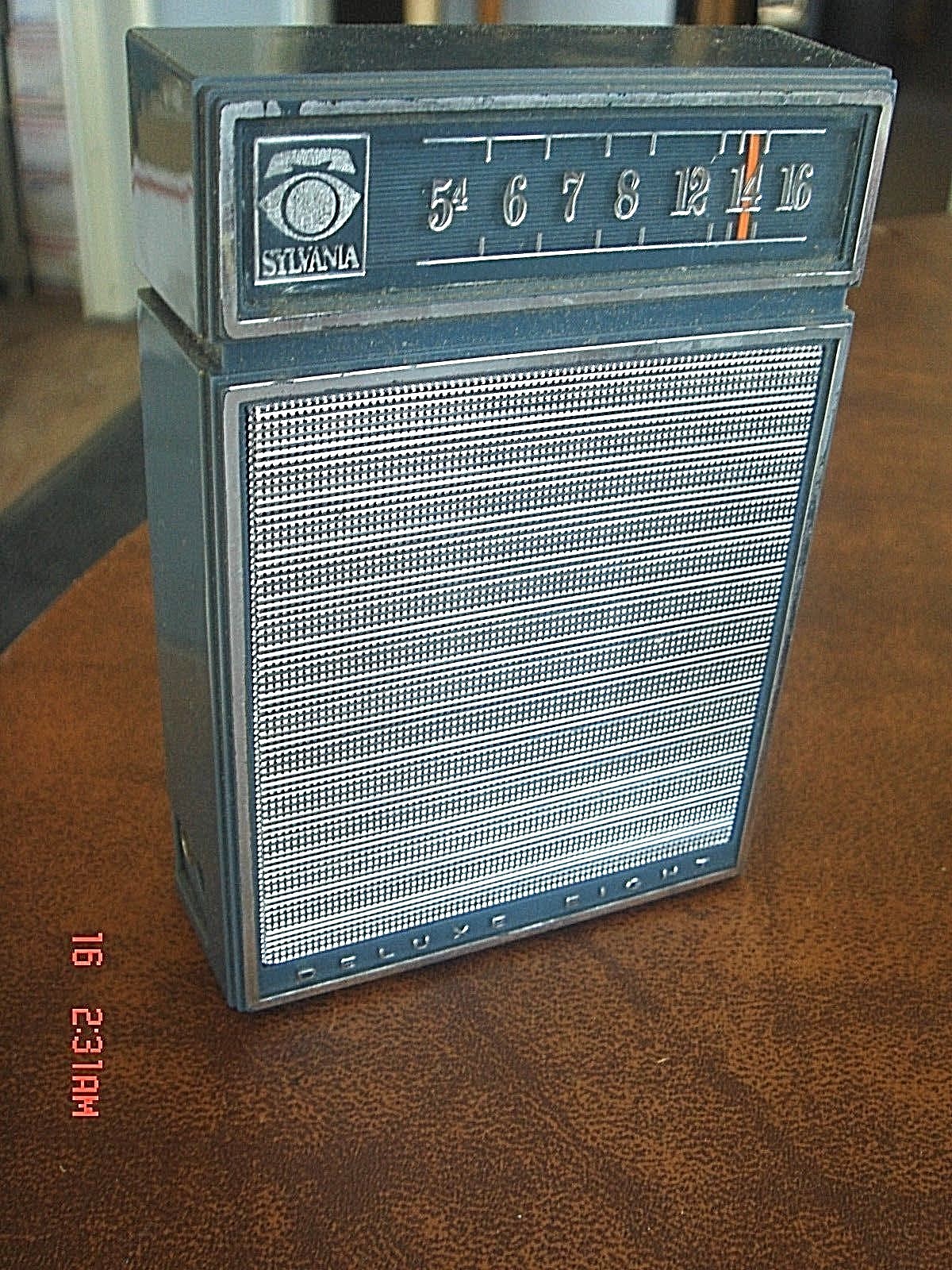 Vintage  Advertising Sylvania  AM  TR-74 Transistor Radio Lot #3