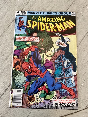 【英語版】Marvel's Spider-Man　アートブック　2冊セット Amazon.com: The Art of Marvel's Spider-Man 2 (Deluxe Edition