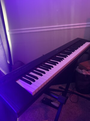 Yamaha Piaggero NP-31 Electronic Keyboard with 76 Full-Sized Semi-Weighted Keys