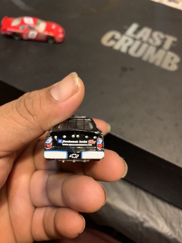 2001 Dale Earnhardt #3 Oreo GM Goodwrench 1/24 Nascar Diecast & Earnhardt JR #8