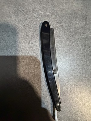 Ancien coupe choux ERN avec son étui