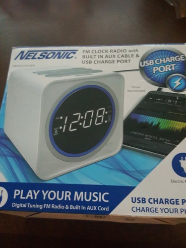 Nelsonic FM Clock Radio w/ USB Port - Nelsonic NLC727