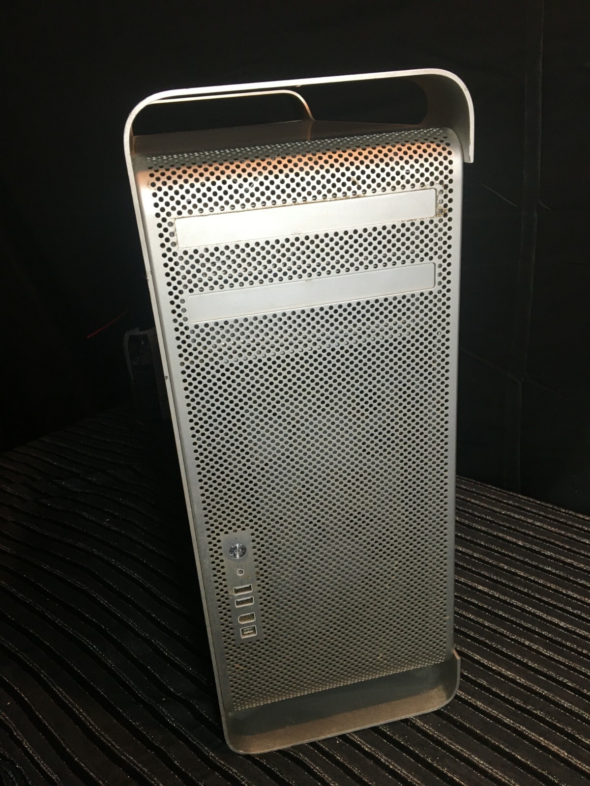 引き取り限定Apple Mac Pro Apple、新しいMac Studioを発表、さらにMac ProにはApple