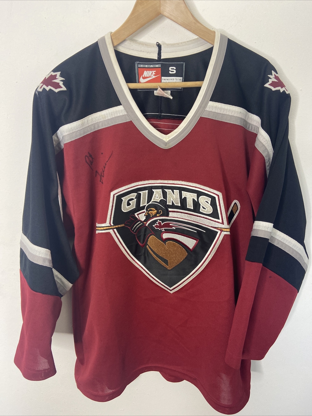 New CCM Premier London Knights Hockey Player Jersey Senior Medium 7185 OHL Adult