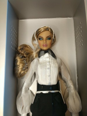 Fr Integrity Toys Fashion Royalty Le Tuxedo Eugenia Perrin Frost 12 Doll Nrfbのebay公認海外通販 セカイモン
