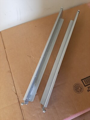 NETAPP SuperRail  4 post Universal Square Hole  ADJUSTABLE RAIL KIT