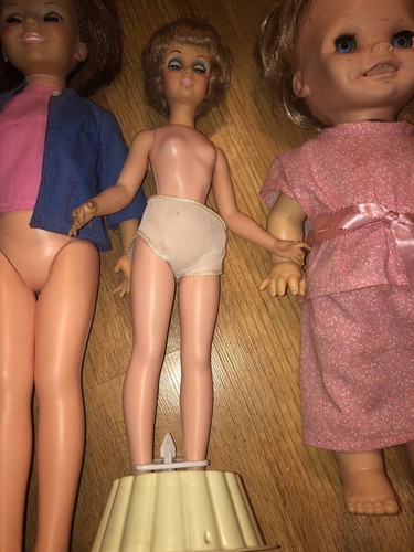 Lot Of Vintage Dolls 60’s-70’s TLC Crissy Eegee Ect