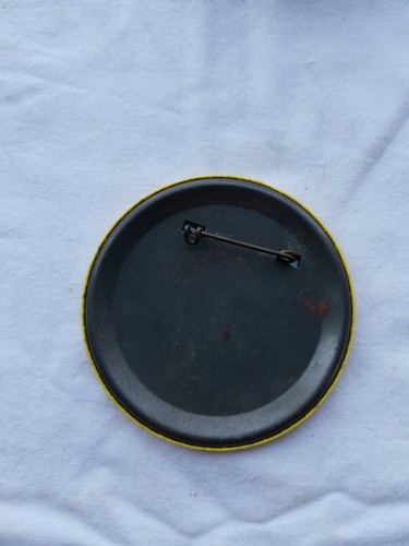 Happy Days Fonzie Sit On It Button Pin 3 Inch 1976 Paramount Pictures Group