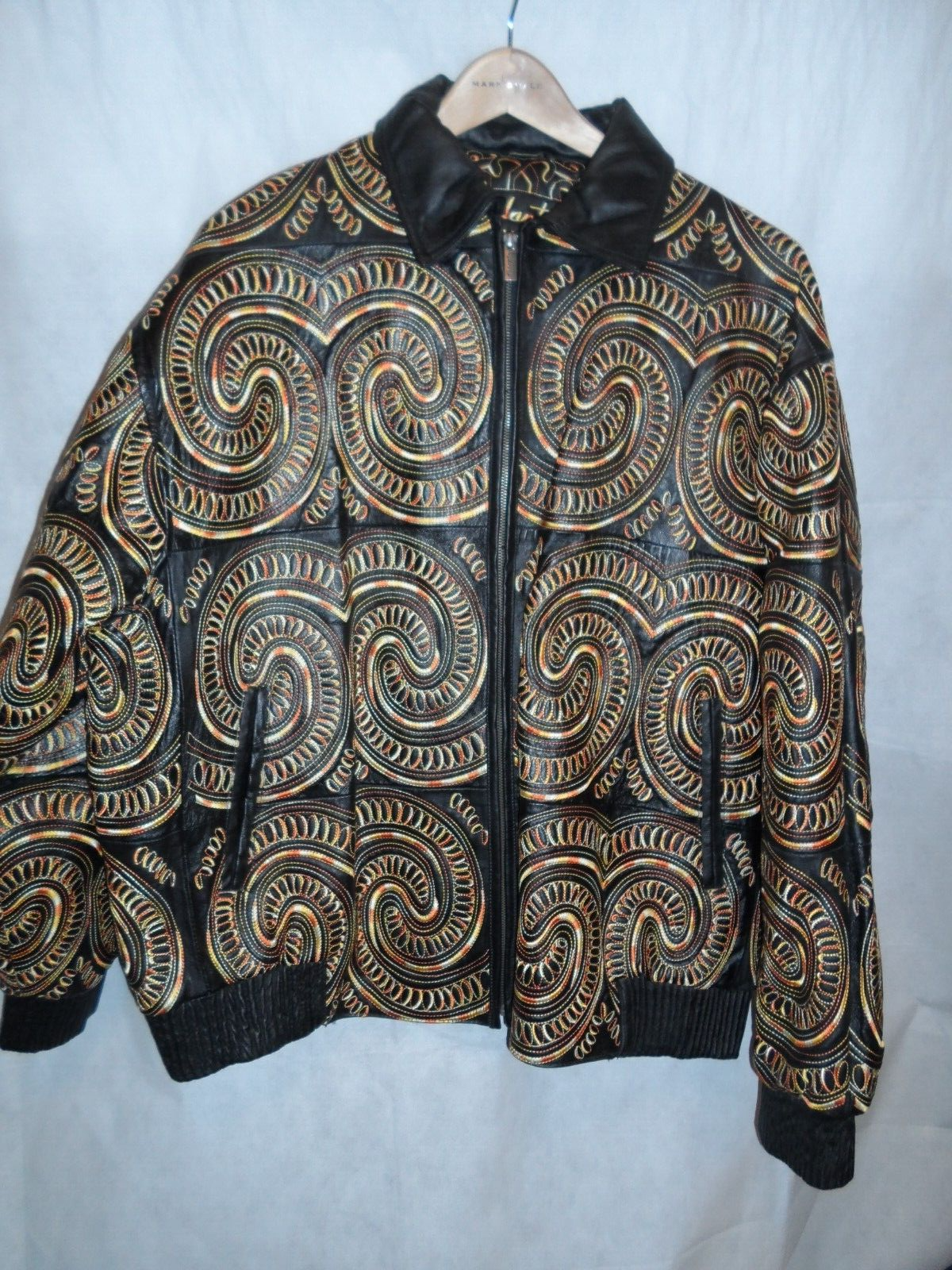 VILANTO*MEN'S LEATHER JACKET WITH EMBROIDERY*BEAUTIFUL*SZ: 3 VILANTO*MEN'S LEATHER JACKET WITH EMBROIDERY*BEAUTIFUL*SZ: 3